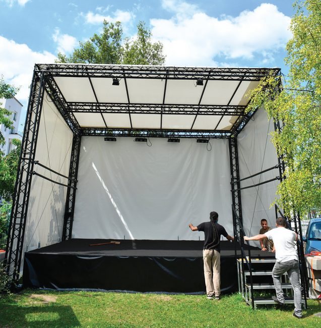 Studio Théâtre de Stains - "J’espérons que je m’en sortira", en plein air - Ville de Stains
