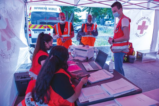 Covid-19 - La vaccination dans les quartiers se poursuit - Ville de Stains