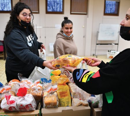 Solidarité - Des courses à 0 € à la Maison des associations - Ville de Stains